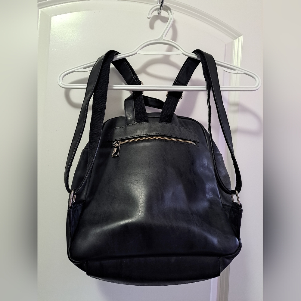 Steve Madden Backpack Purse - Picture 4 of 7